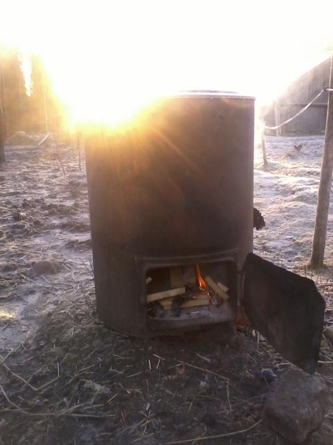 a big kettle of water for the horses to drink